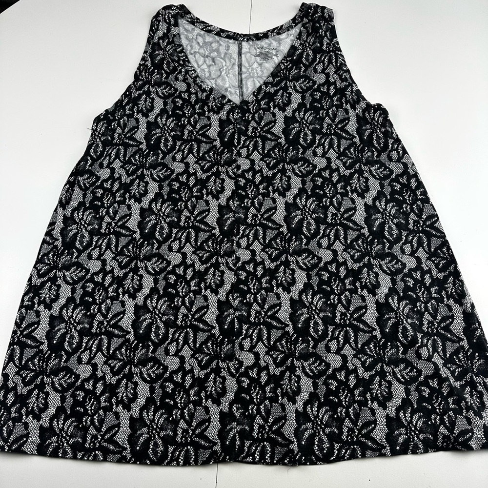 Lane Bryant Black and Gray Floral Lace V-Neck Swing Tank
